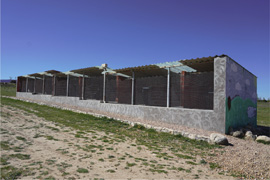 fotografía de las cuadras del Aula de Naturaleza Emilio Hurtado