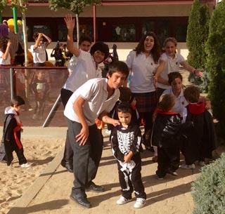 Alumnos de Ed. Primaria del Colegio El Valle de Valdebernardo celebran Halloween